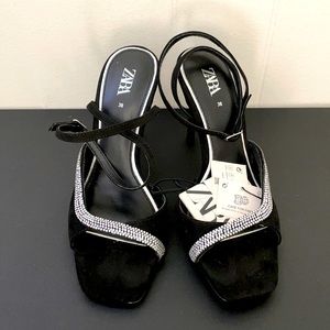 ZARA HEELS NEW!!!